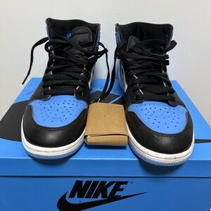 Nike Air Jordan 1 Retro High - UNC toe